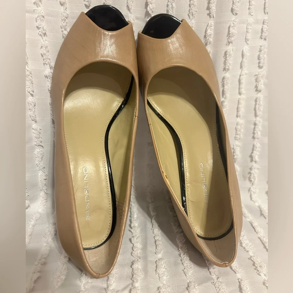 Bandolino Size 6.5M Tan Leather Peep Toe Block Heel Pumps‎